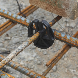 שומרי מרחק עגולים לקירות, עמודים, קורות וכלונסאות שומרי מרחק עגולים לקירות, עמודים, קורות וכלונסאות